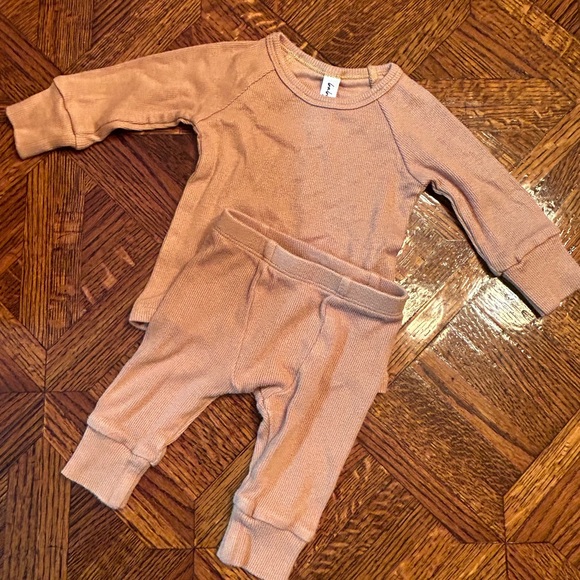 Babysprouts Brown Top and Pants Outfit - Picture 2 of 3